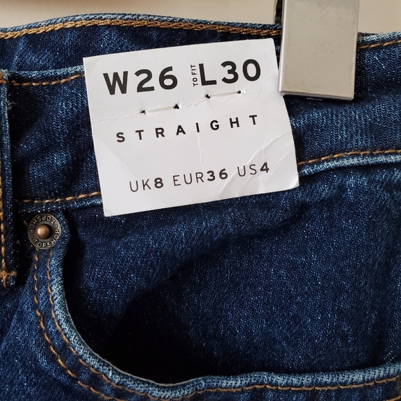 New Topshop Jeans, High waisted and straight leg, size 4, wait size 26, length 3 - Picture 4 of 6